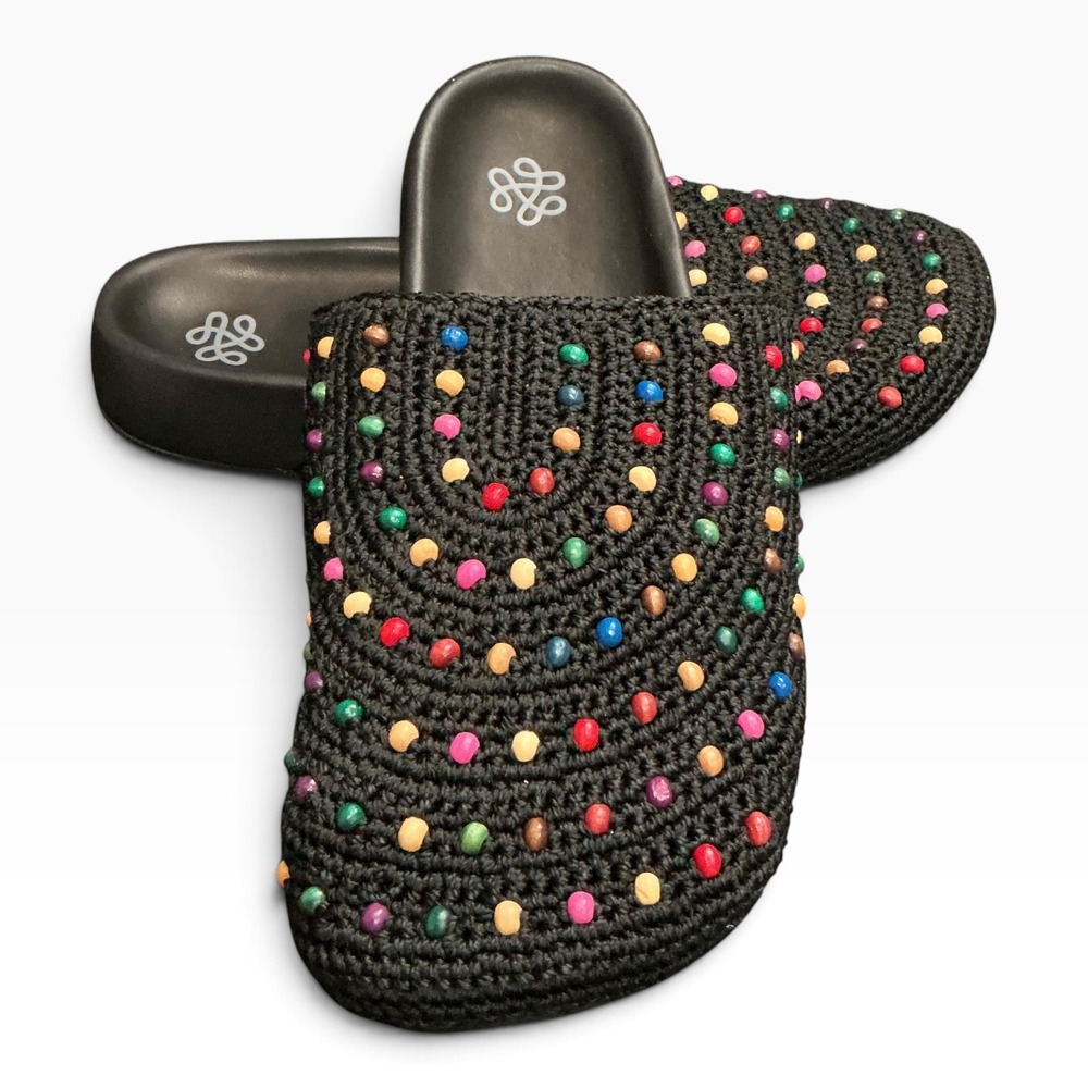The Sak Bolinas Black Crochet Beaded Slide Clogs Womens Size 7 NEW
